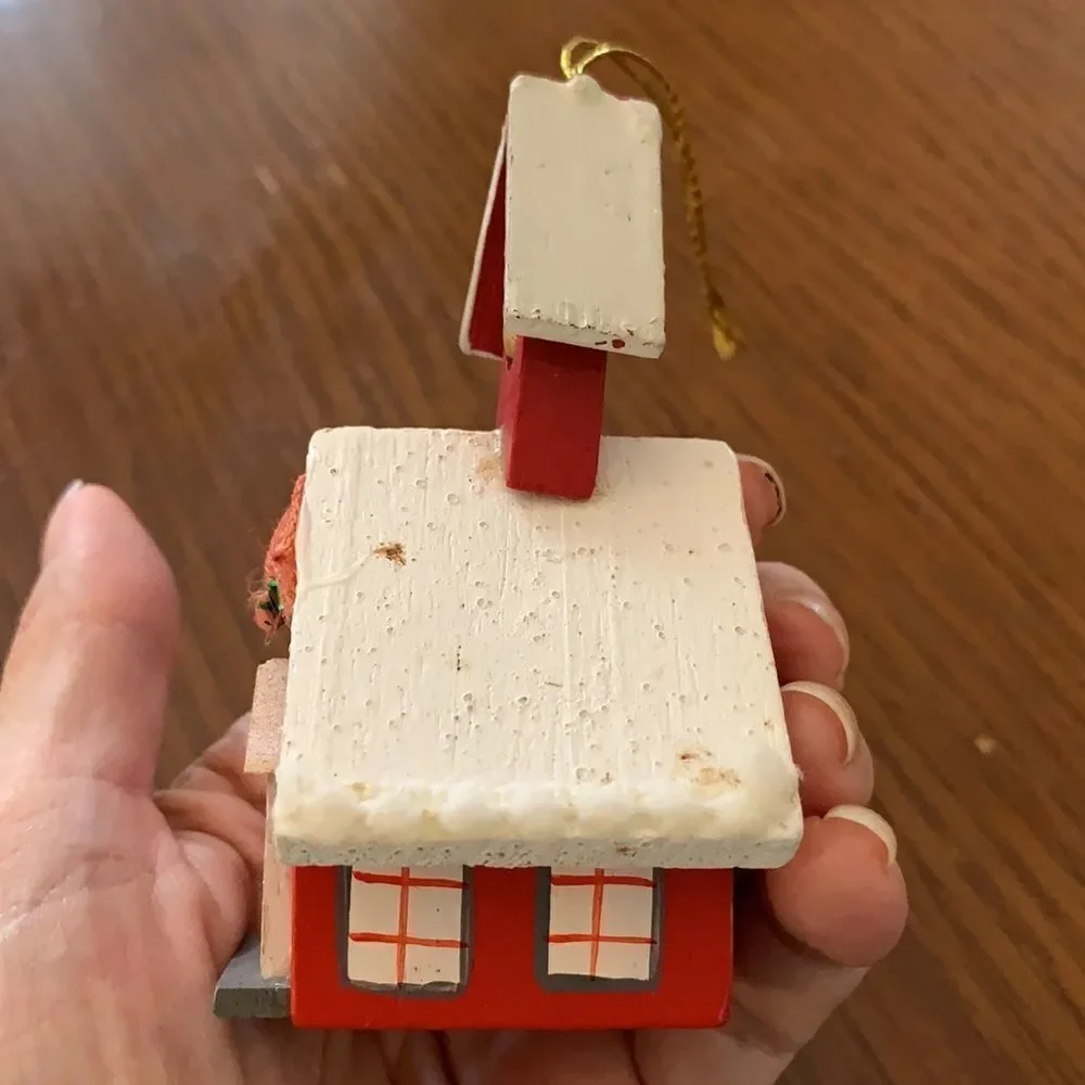 Vtg Kurt Adler wooden schoolhouse ornament‎